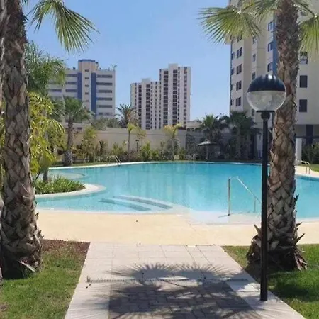 Parque Mariola 300m Paradise Pool Paddle Benimagrell