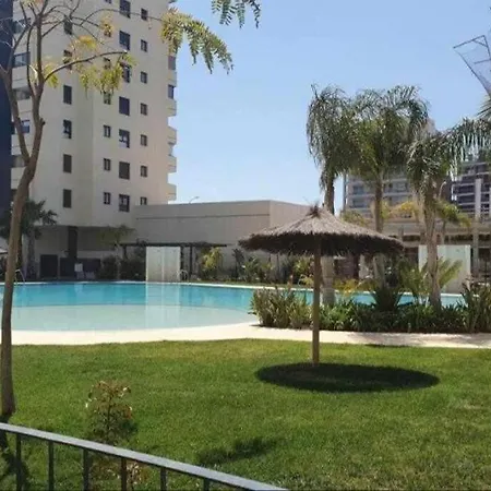 Parque Mariola 300m Paradise Pool Paddle *