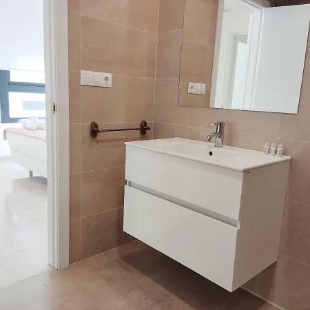 Parque Mariola 300m Paradise Pool Paddle