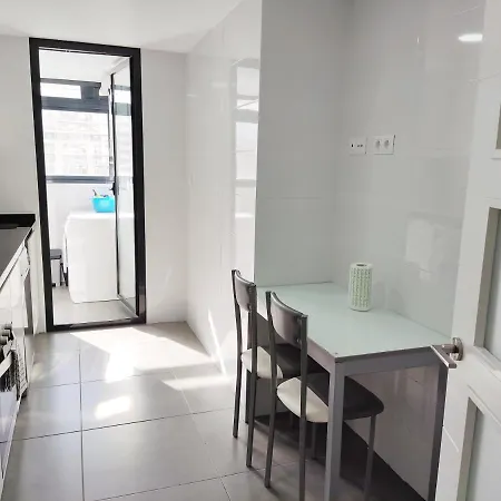 Parque Mariola 300m Paradise Pool Paddle Apartment