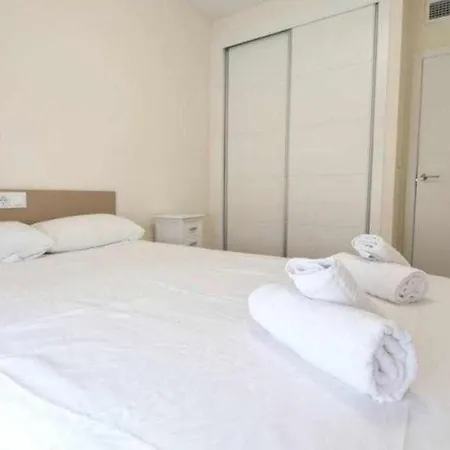 Parque Mariola 300m Paradise Pool Paddle