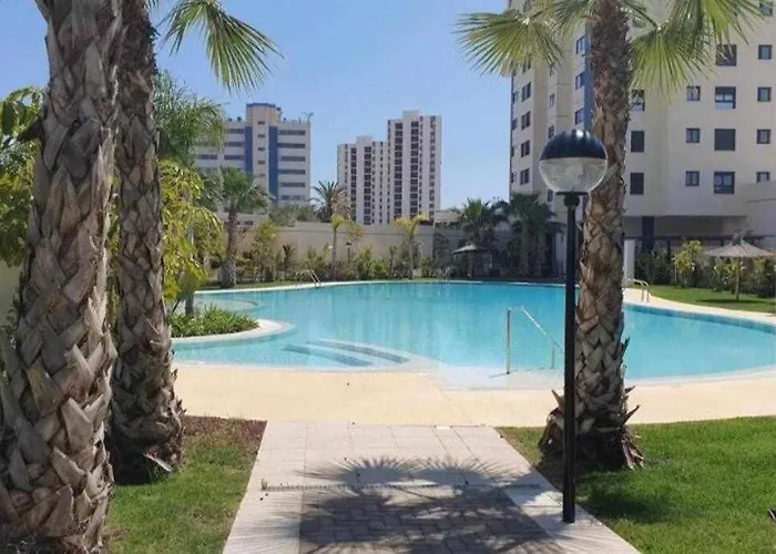 Parque Mariola 300m Paradise Pool Paddle Benimagrell